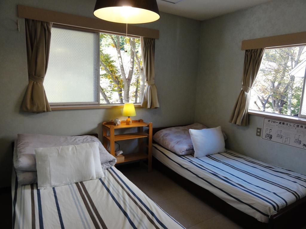 Tanigawadake Raspberry Youth Hostel Minakami Bagian luar foto
